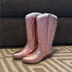 Stylish Metallic Pink Heeled Boots